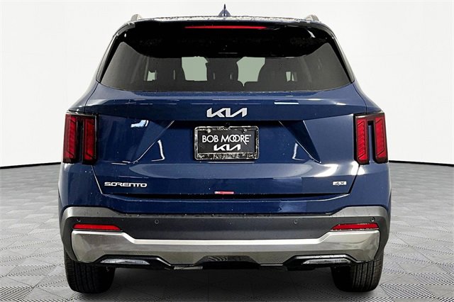 New 2026 Kia Sorento S image 5