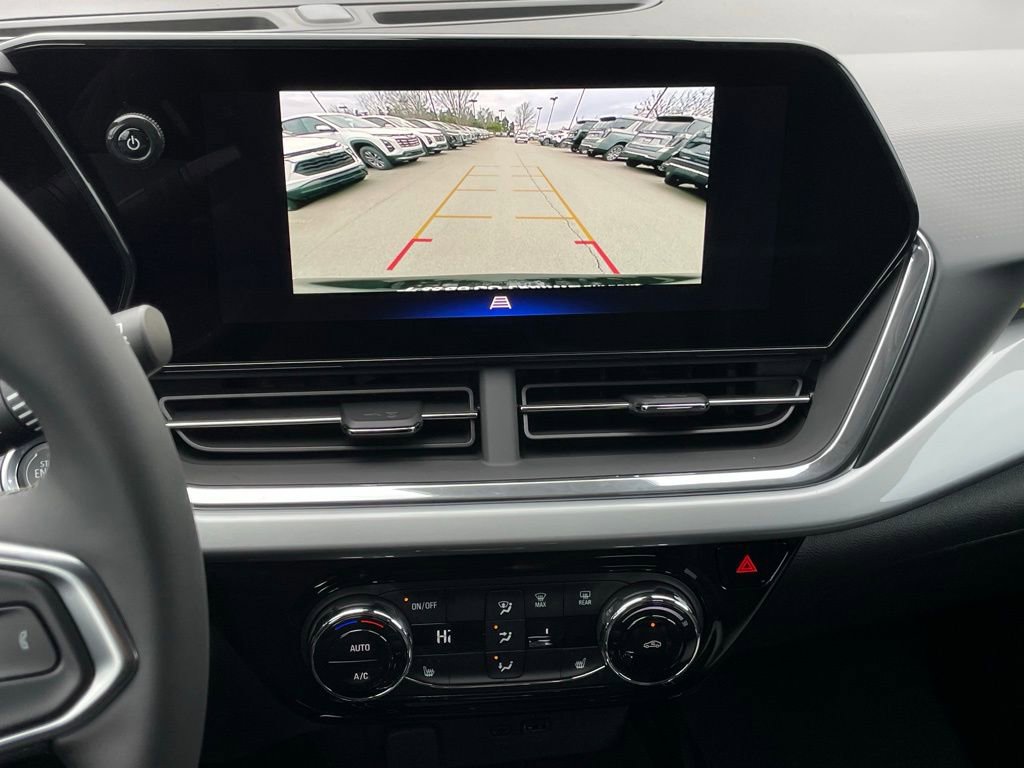 New 2026 Chevrolet Trax LT w/ Driver Confidence Package image 17