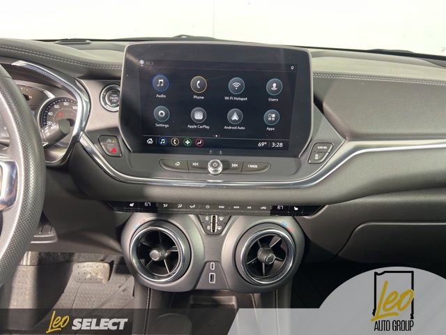 Used 2024 Chevrolet Blazer LT w/ Convenience Package FWD image 21