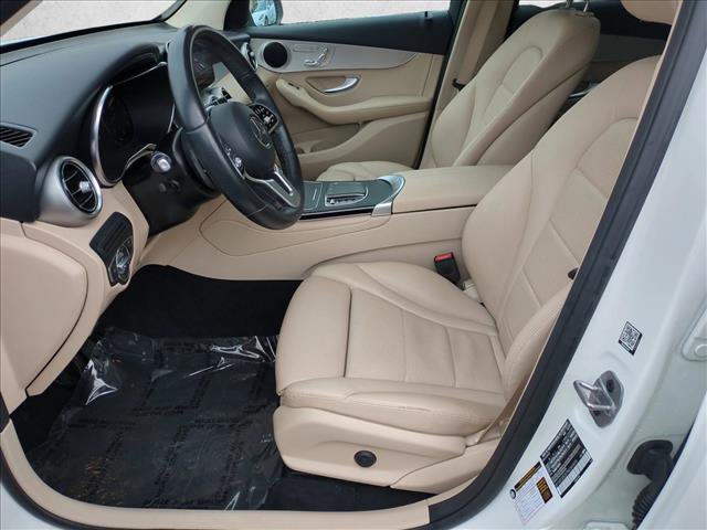 Used 2022 Mercedes-Benz GLC 300 4MATIC w/ Multimedia Package Lite image 16
