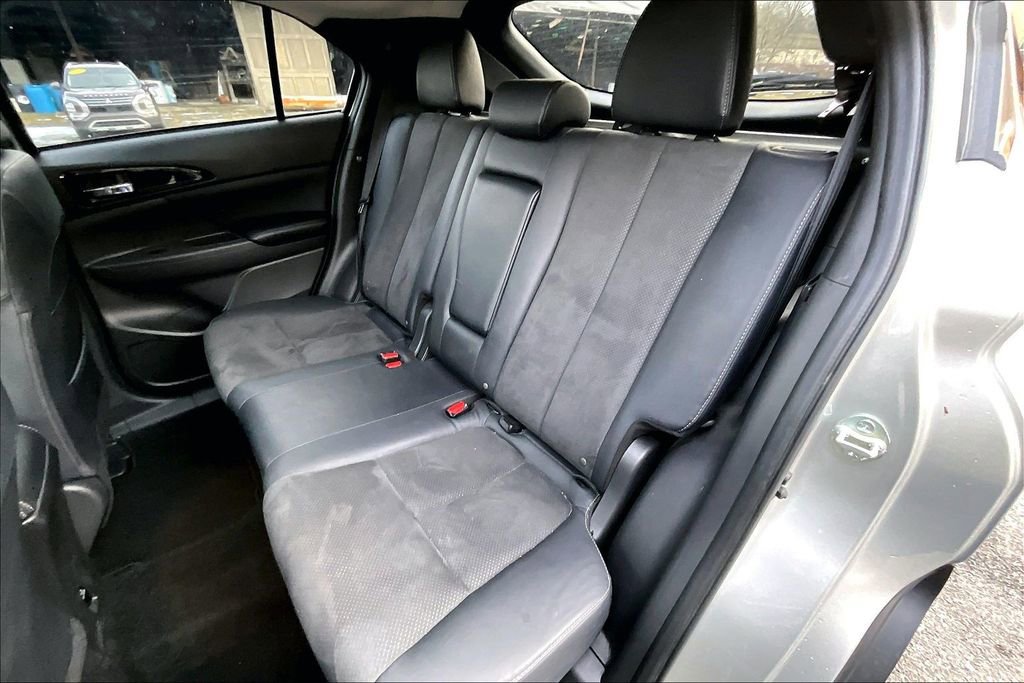 Used 2022 Mitsubishi Eclipse Cross SE image 24