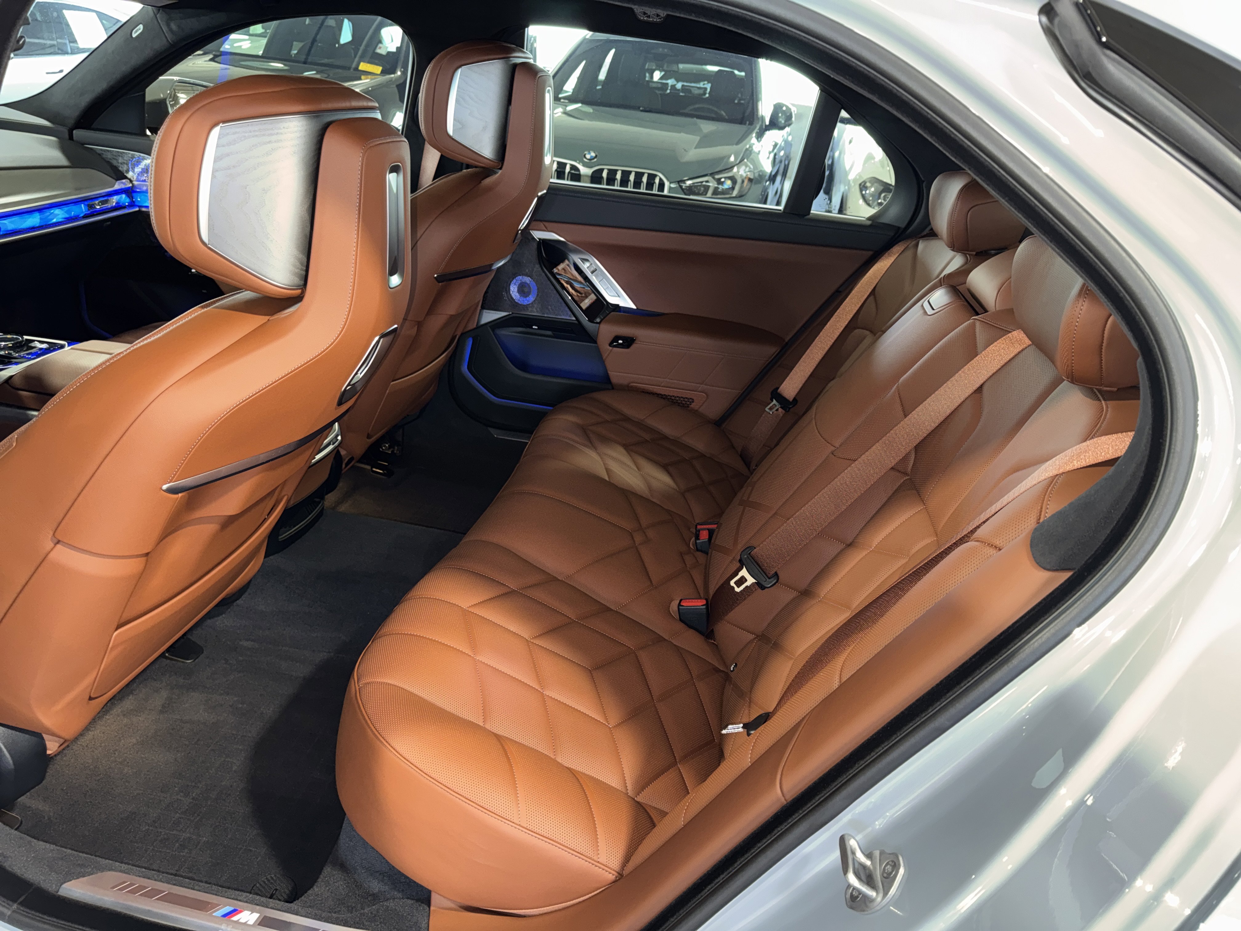 Used 2026 BMW 740i 740i w/ Premium Package image 16