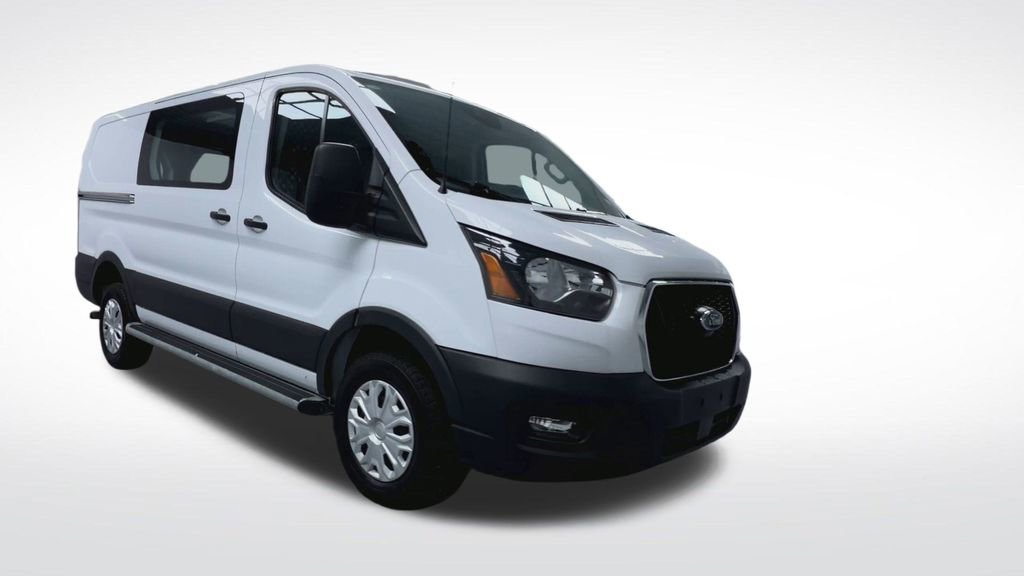 Used 2024 Ford Transit 250 Low Roof w/ Exterior Upgrade Package image 2