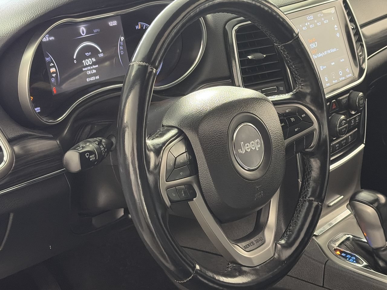 Used 2022 Jeep Grand Cherokee Limited RWD image 14