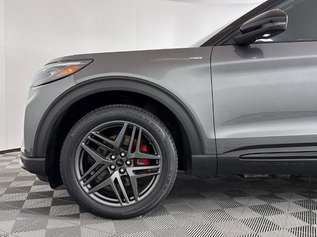 Certified 2025 Ford Explorer ST-Line w/ ST-Line Street Pack AWD/4WD image 20