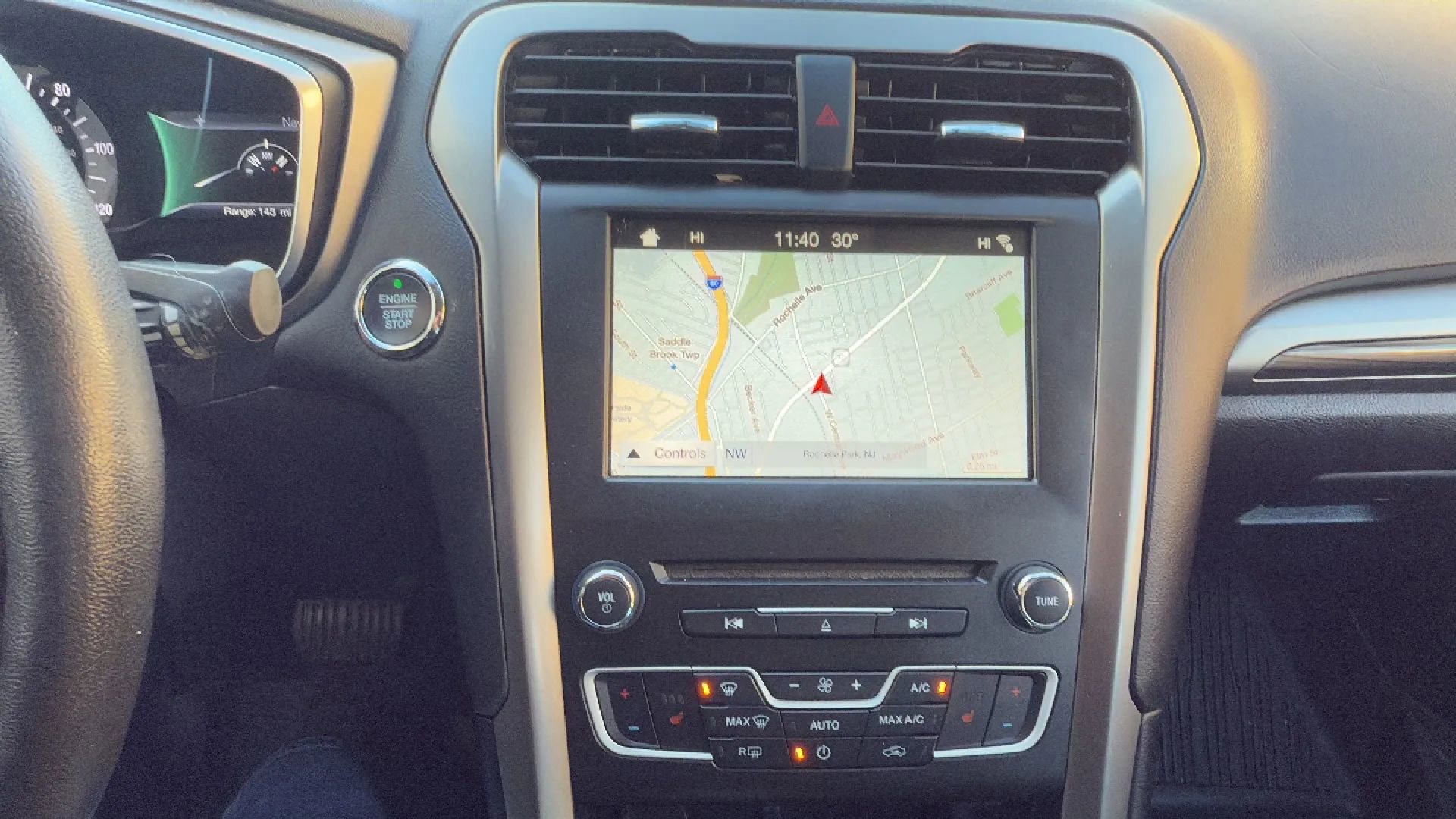 Used 2018 Ford Fusion Energi SE image 18