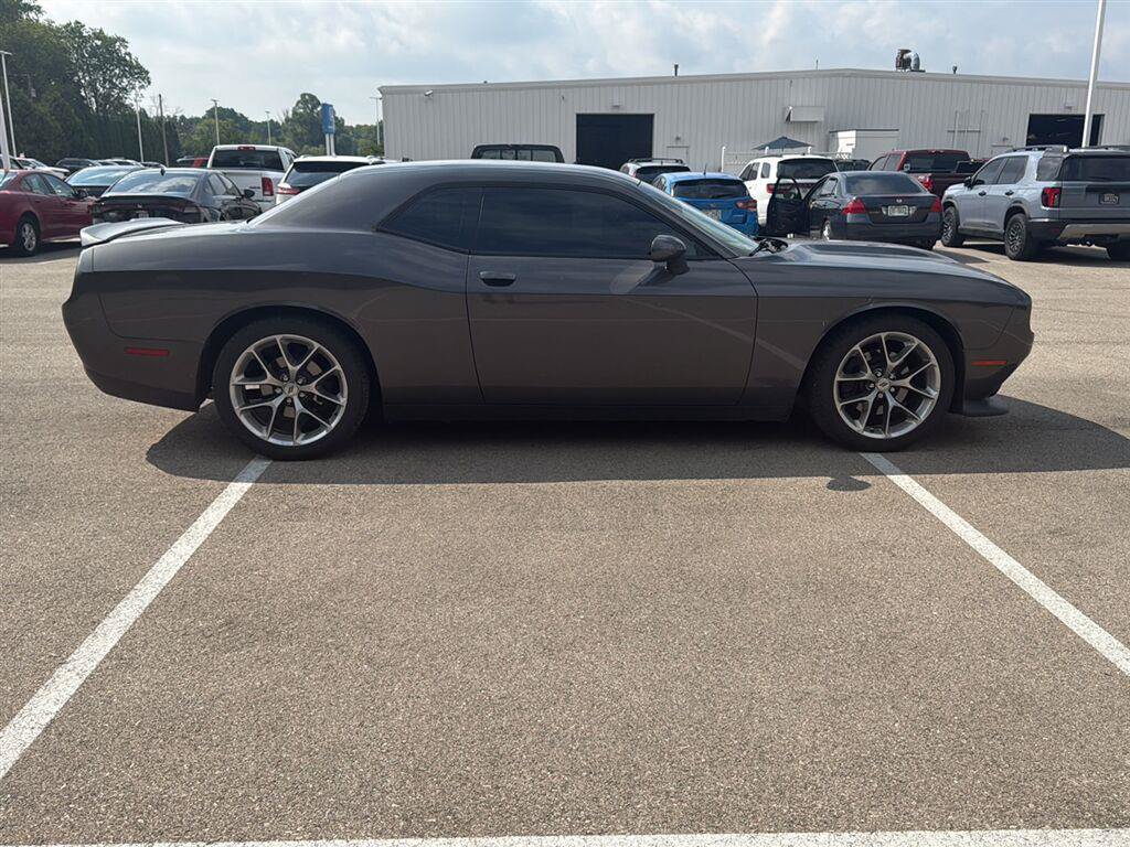 Used 2020 Dodge Challenger GT w/ Driver Convenience Group RWD image 17