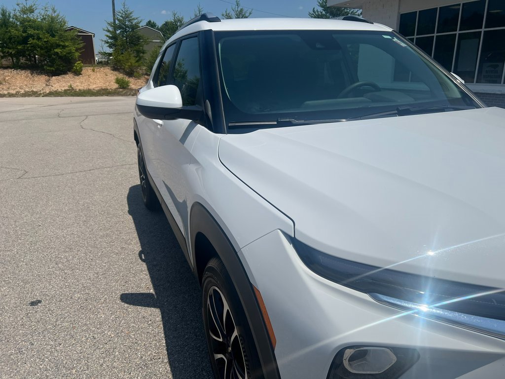 Used 2024 Chevrolet TrailBlazer LT image 4