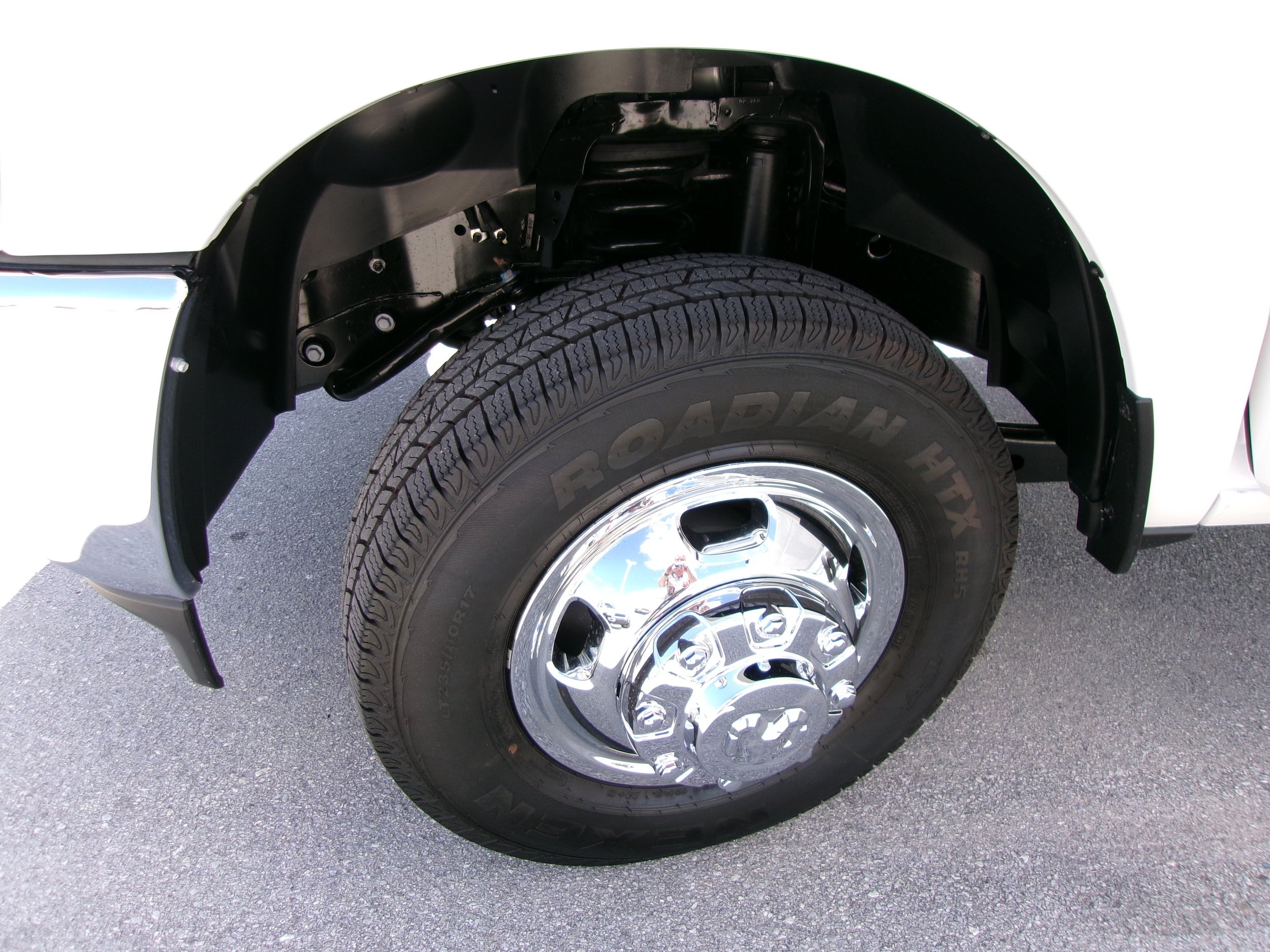 New 2026 RAM 3500 Tradesman w/ Chrome Appearance Group A AWD/4WD image 6