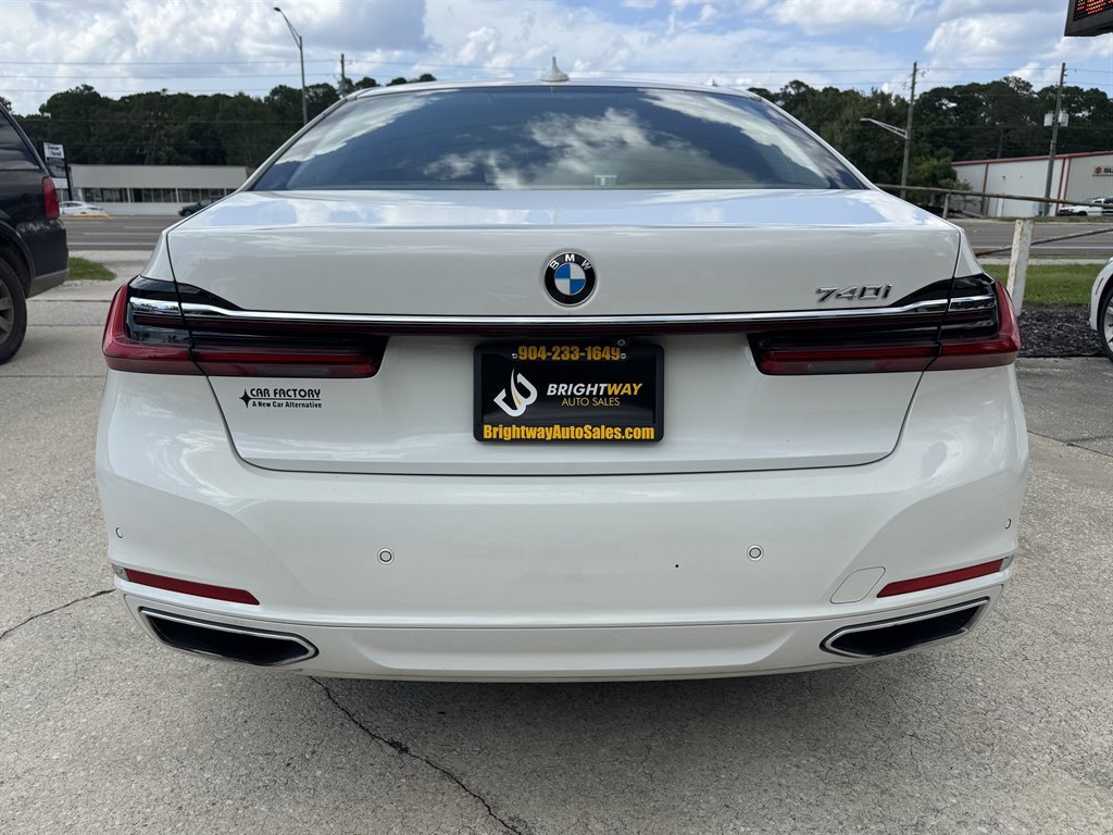 Used 2020 BMW 740i RWD image 6