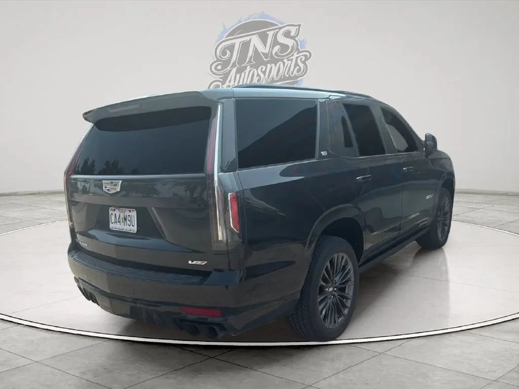 Used 2023 Cadillac Escalade V AWD/4WD image 6