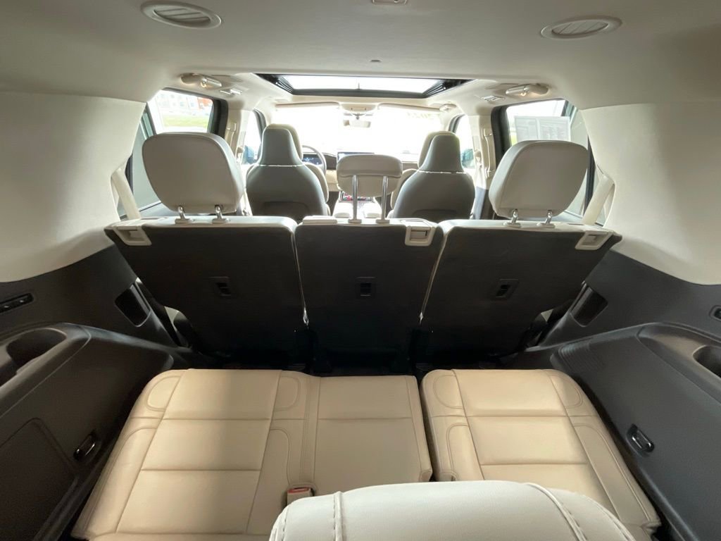 Used 2023 Lincoln Navigator Reserve image 24