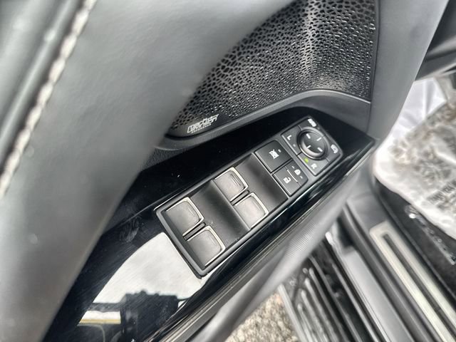 Used 2024 Lexus LX 600 4WD w/ Appearance Package image 22