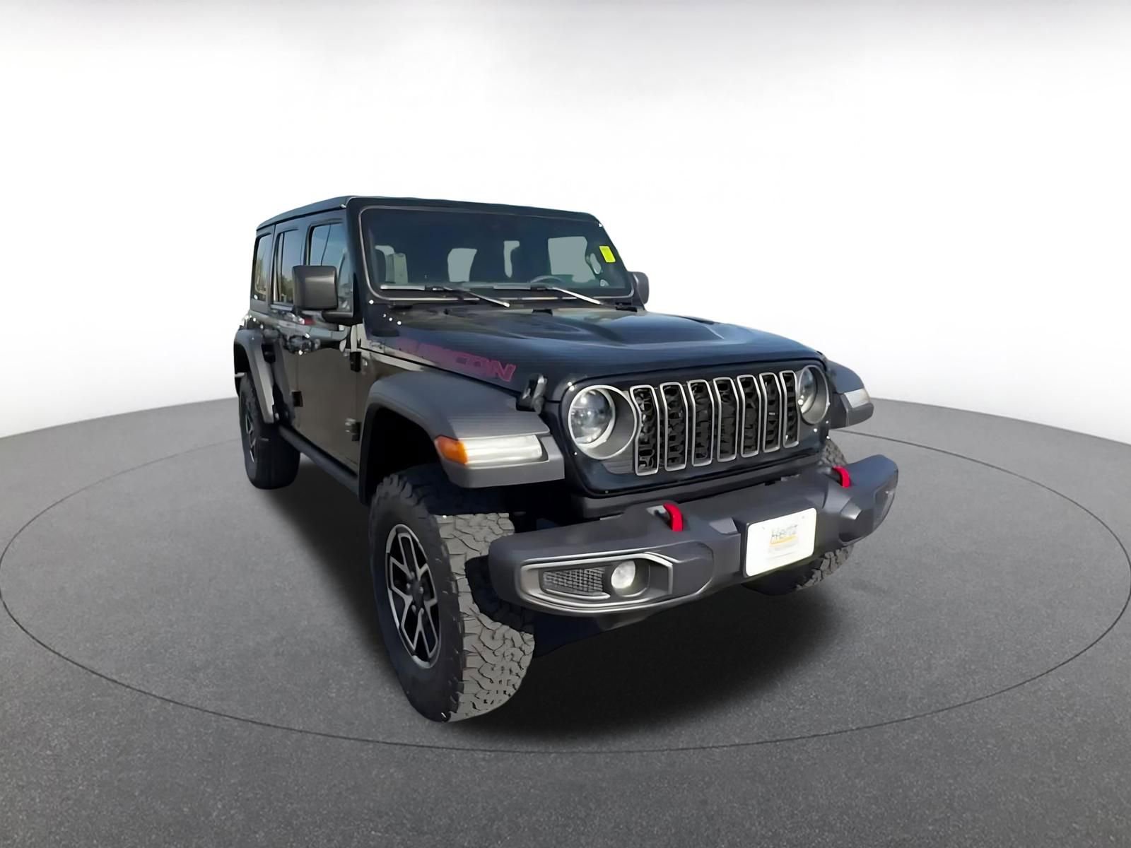 Used 2025 Jeep Wrangler Unlimited Rubicon image 3