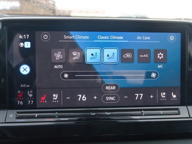 Used 2024 Volkswagen Atlas SE image 23