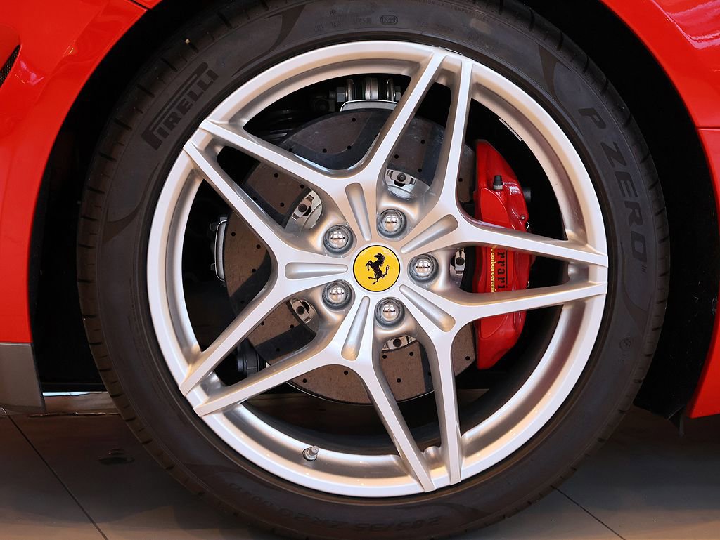 Certified 2017 Ferrari California T image 55