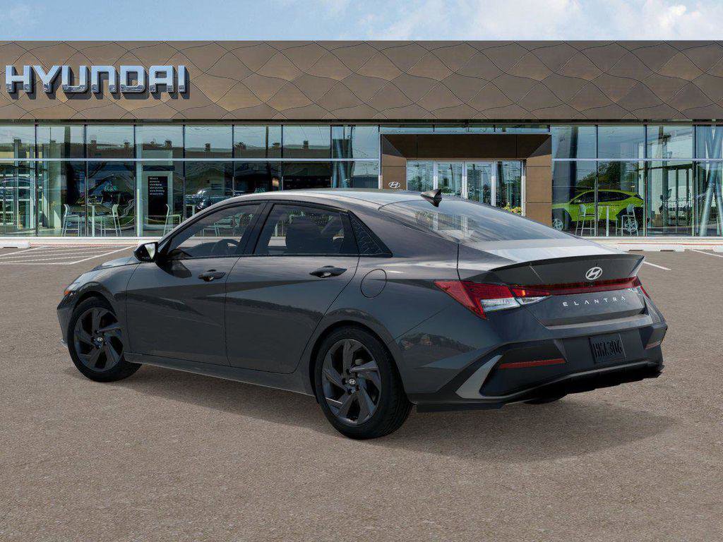 New 2026 Hyundai Elantra Sport image 5