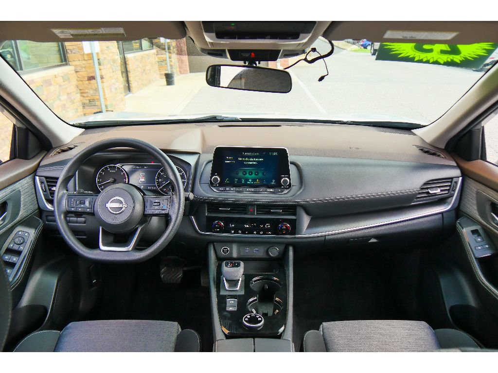 Used 2023 Nissan Rogue SV AWD/4WD image 12