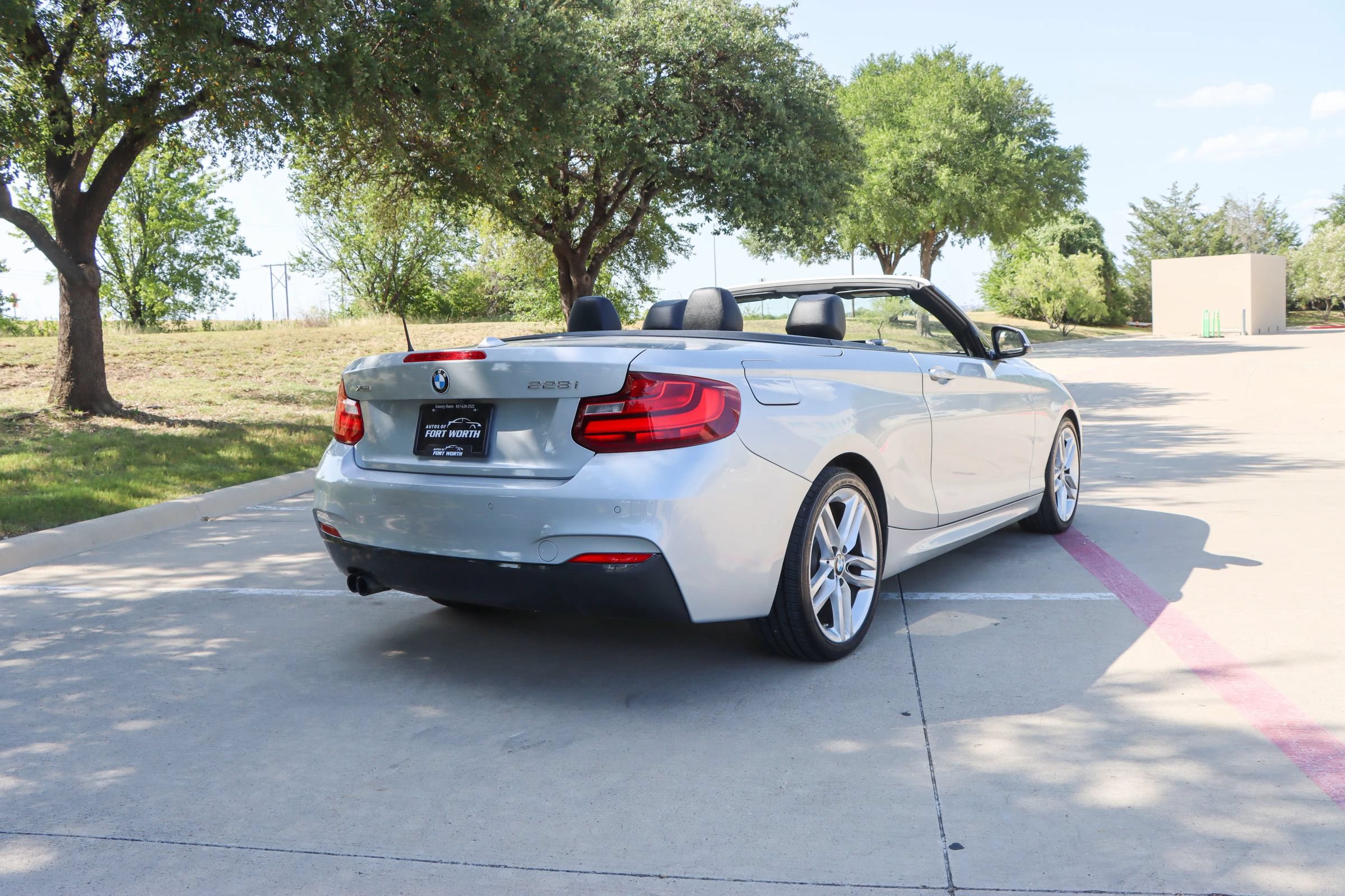 Used 2016 BMW 228i xDrive Convertible w/ M Sport Package AWD/4WD image 7