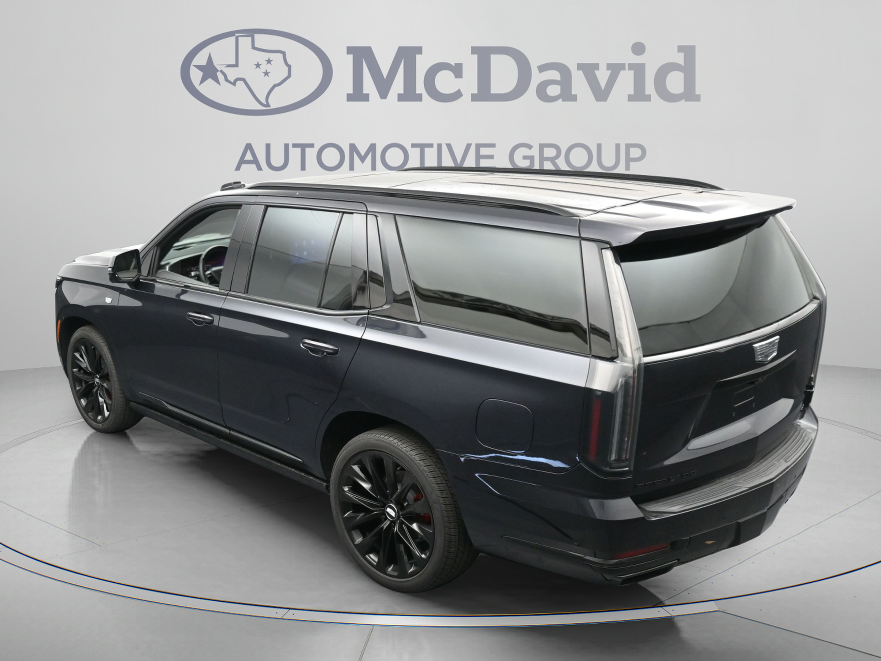 Used 2026 Cadillac Escalade Platinum Sport w/ LPO, ONYX Package AWD/4WD image 36