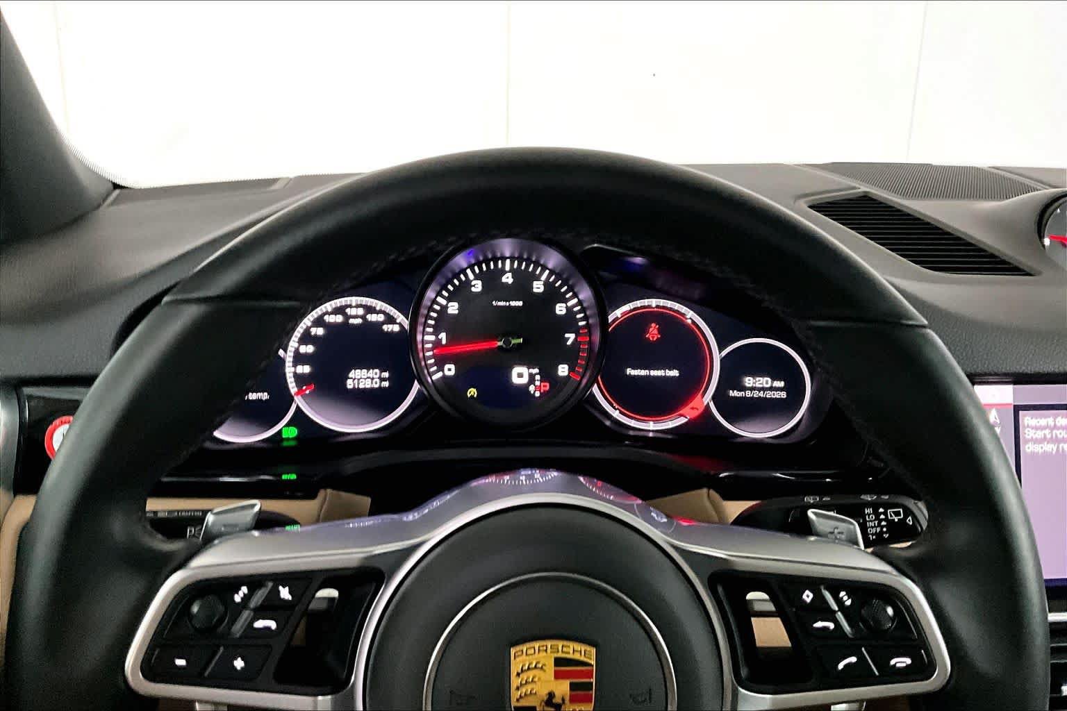 Used 2021 Porsche Cayenne AWD/4WD image 26