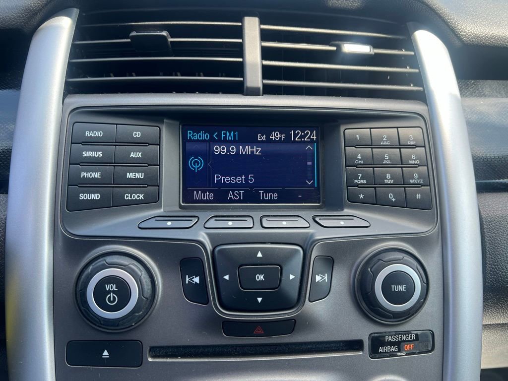 Used 2013 Ford Edge SE FWD image 25