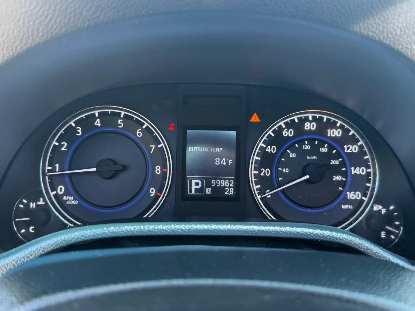 Used 2011 INFINITI G37 Convertible w/ Premium Pkg RWD image 22