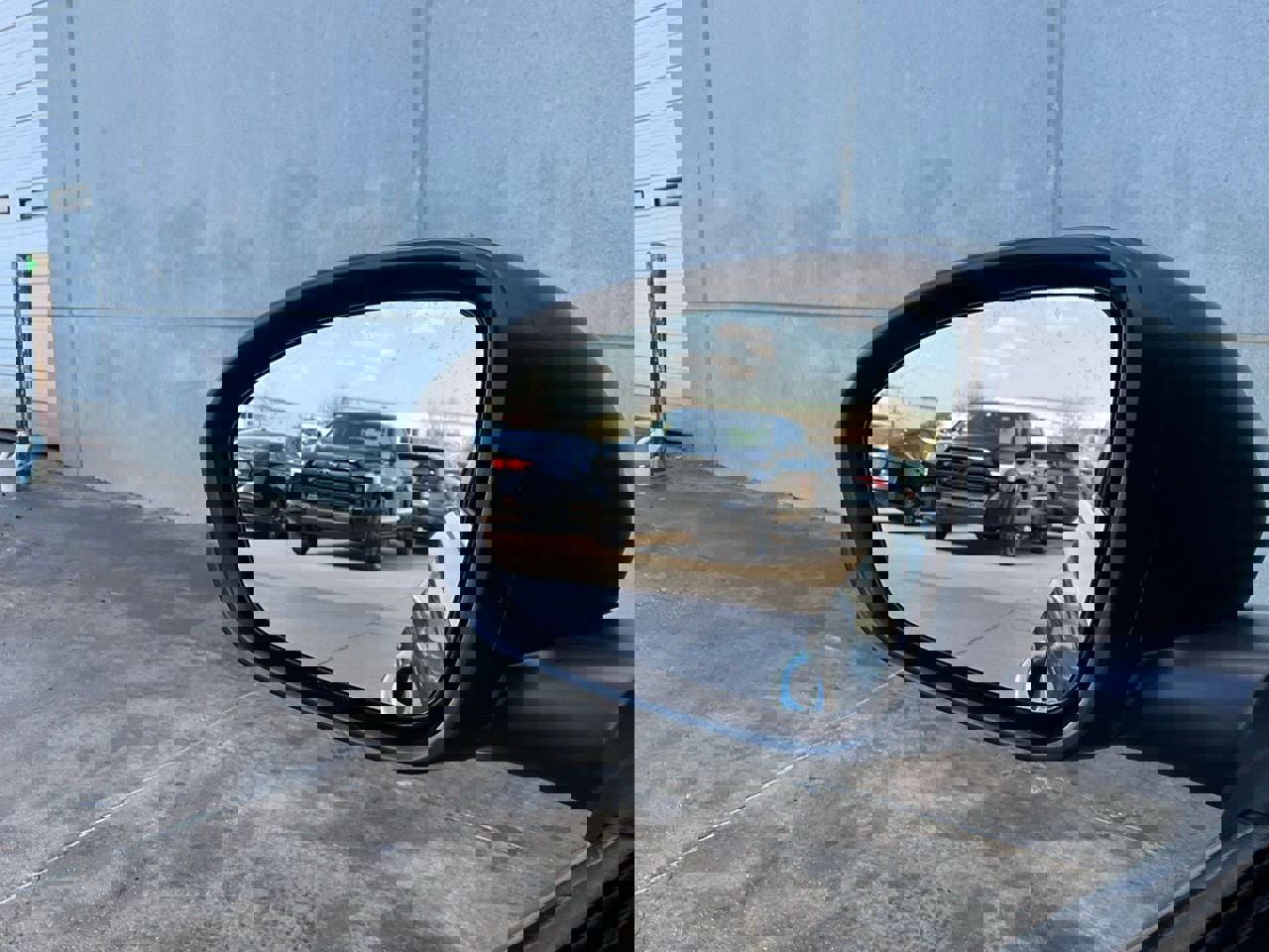 Used 2025 Nissan Altima 2.5 SV image 19