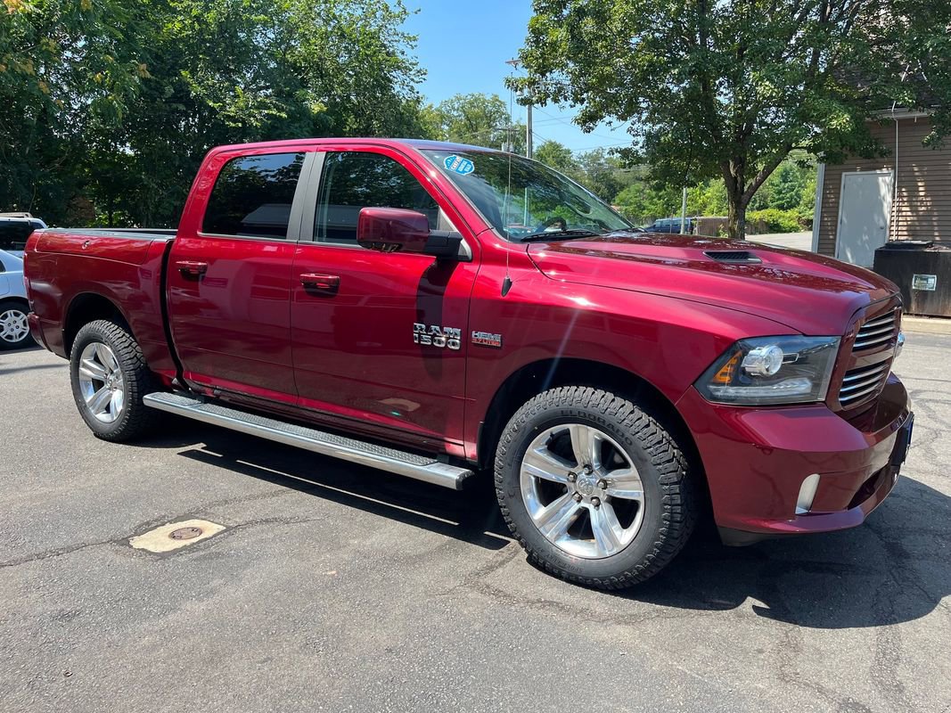 Used 2017 RAM 1500 Sport image 4