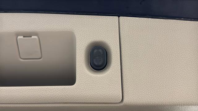 Used 2019 GMC Yukon Denali w/ Denali Ultimate Package image 30