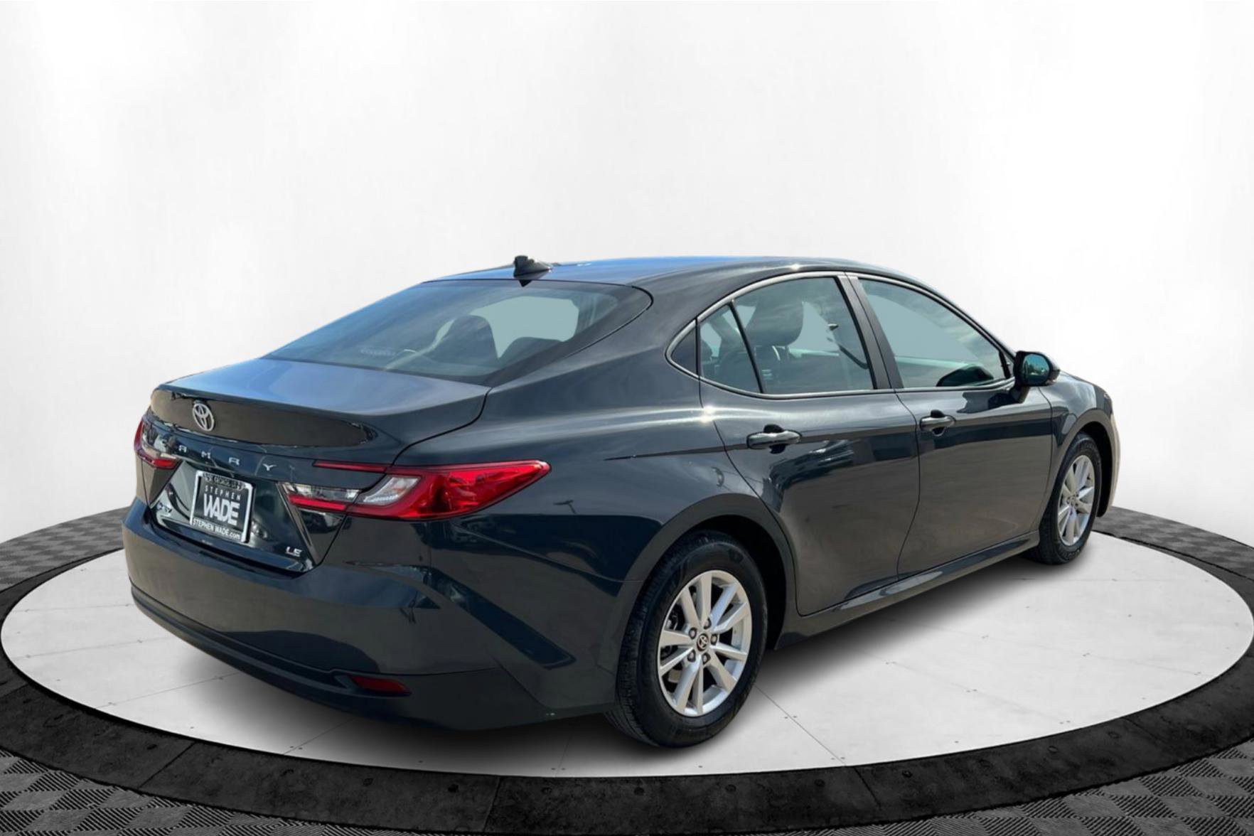 Certified 2025 Toyota Camry LE image 6