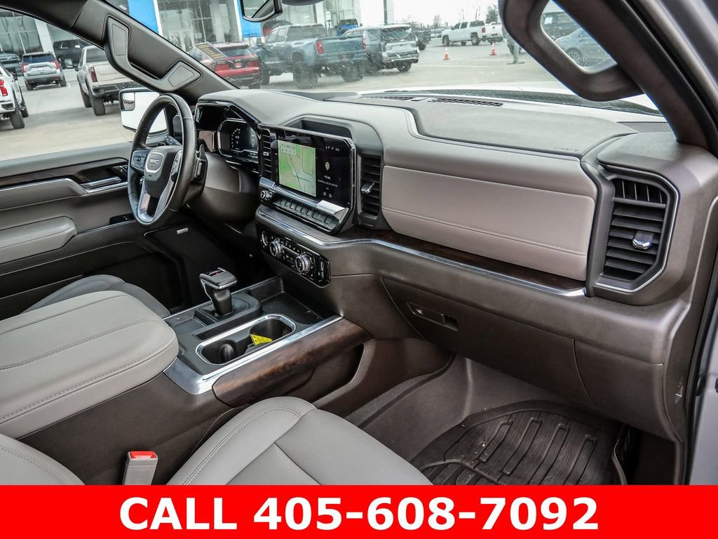 Used 2023 GMC Sierra 1500 SLT w/ SLT Premium Package AWD/4WD image 16