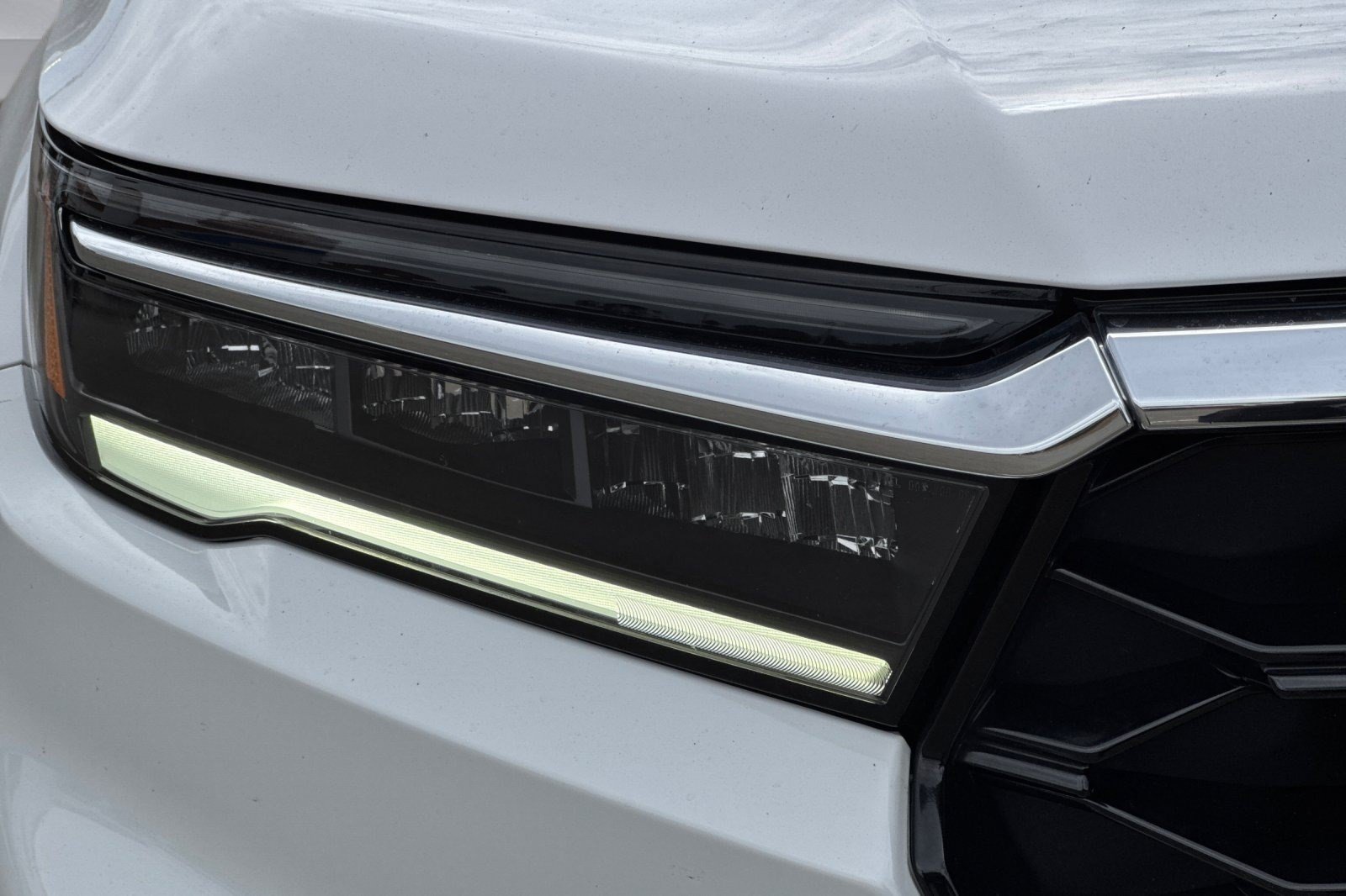 Certified 2023 Honda Pilot Touring image 11