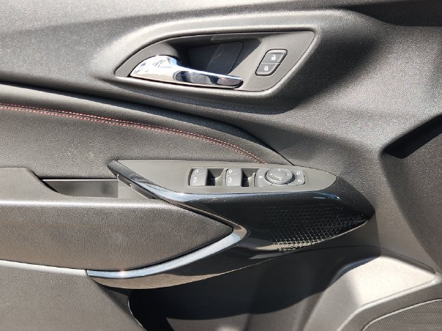New 2026 Chevrolet Trax RS w/ Sunroof Package FWD image 24