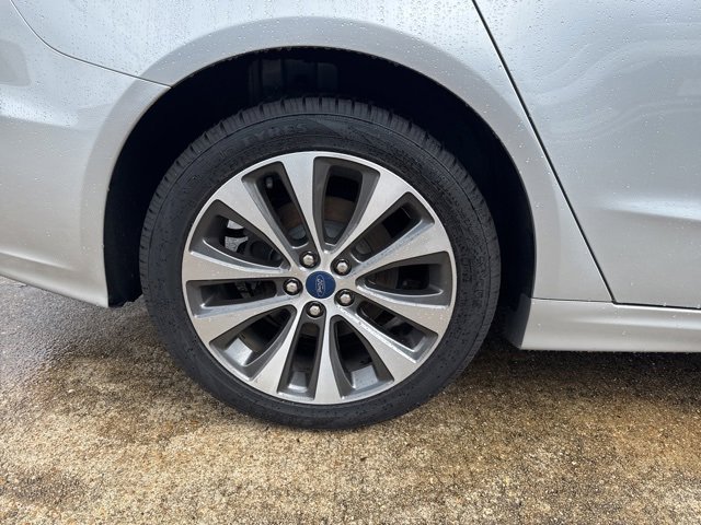 Used 2019 Ford Fusion SE image 32