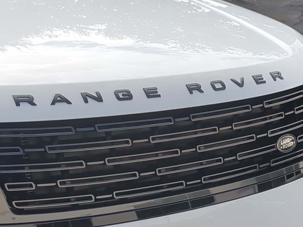 New 2026 Land Rover Range Rover Long Wheelbase Autobiography AWD/4WD image 13