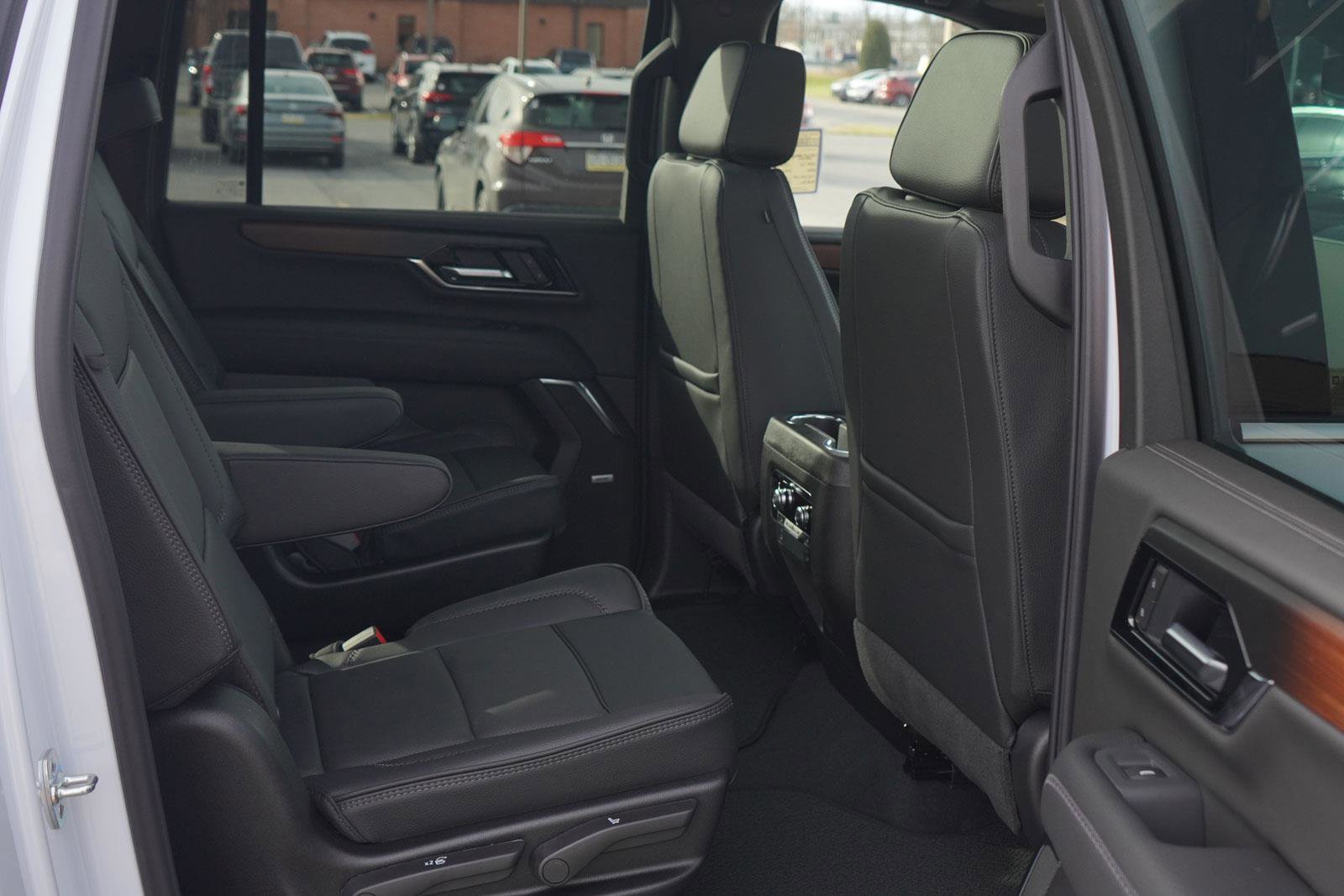 New 2026 GMC Yukon XL Denali w/ Sun & Power Step Package image 29