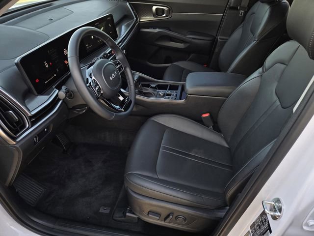 Certified 2025 Kia Sorento S w/ Panoramic Sunroof Package image 21