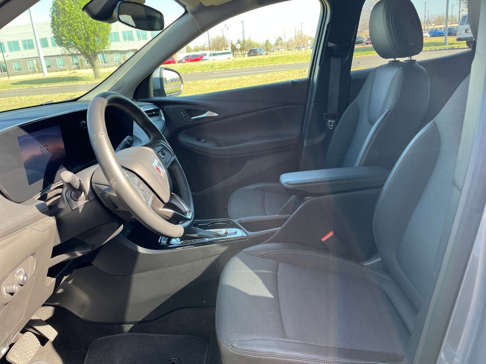 Used 2025 Buick Encore GX Preferred image 25