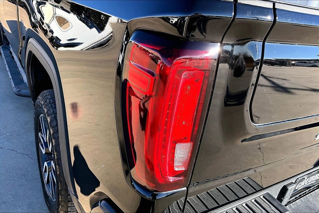 Used 2025 GMC Sierra 1500 AT4 w/ AT4 Premium Package image 40