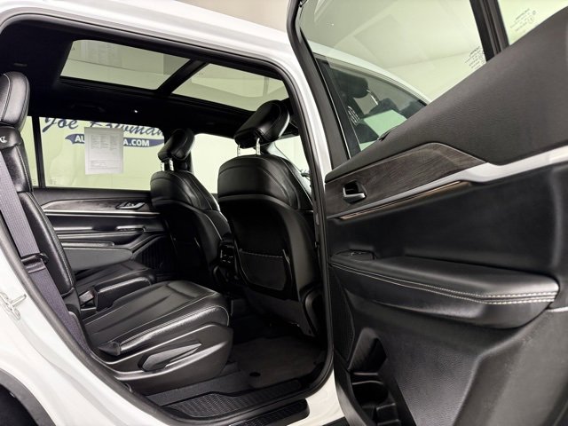 Used 2024 Jeep Grand Cherokee L Limited w/ Luxury Tech Group II image 21