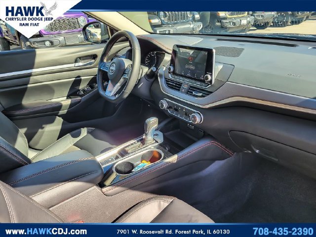 Used 2025 Nissan Altima 2.5 SR AWD/4WD image 30