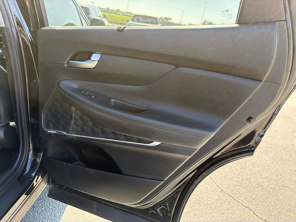 Used 2022 Hyundai Santa Fe Limited w/ Cargo Package image 16