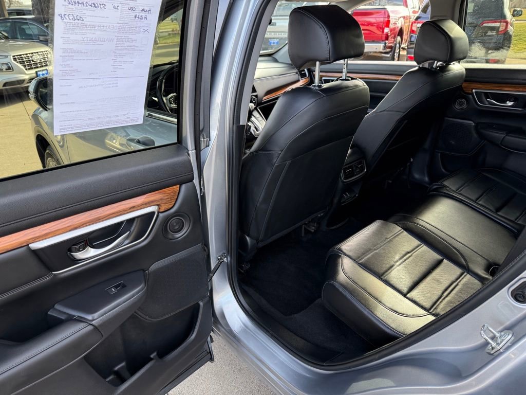 Used 2020 Honda CR-V Touring image 14