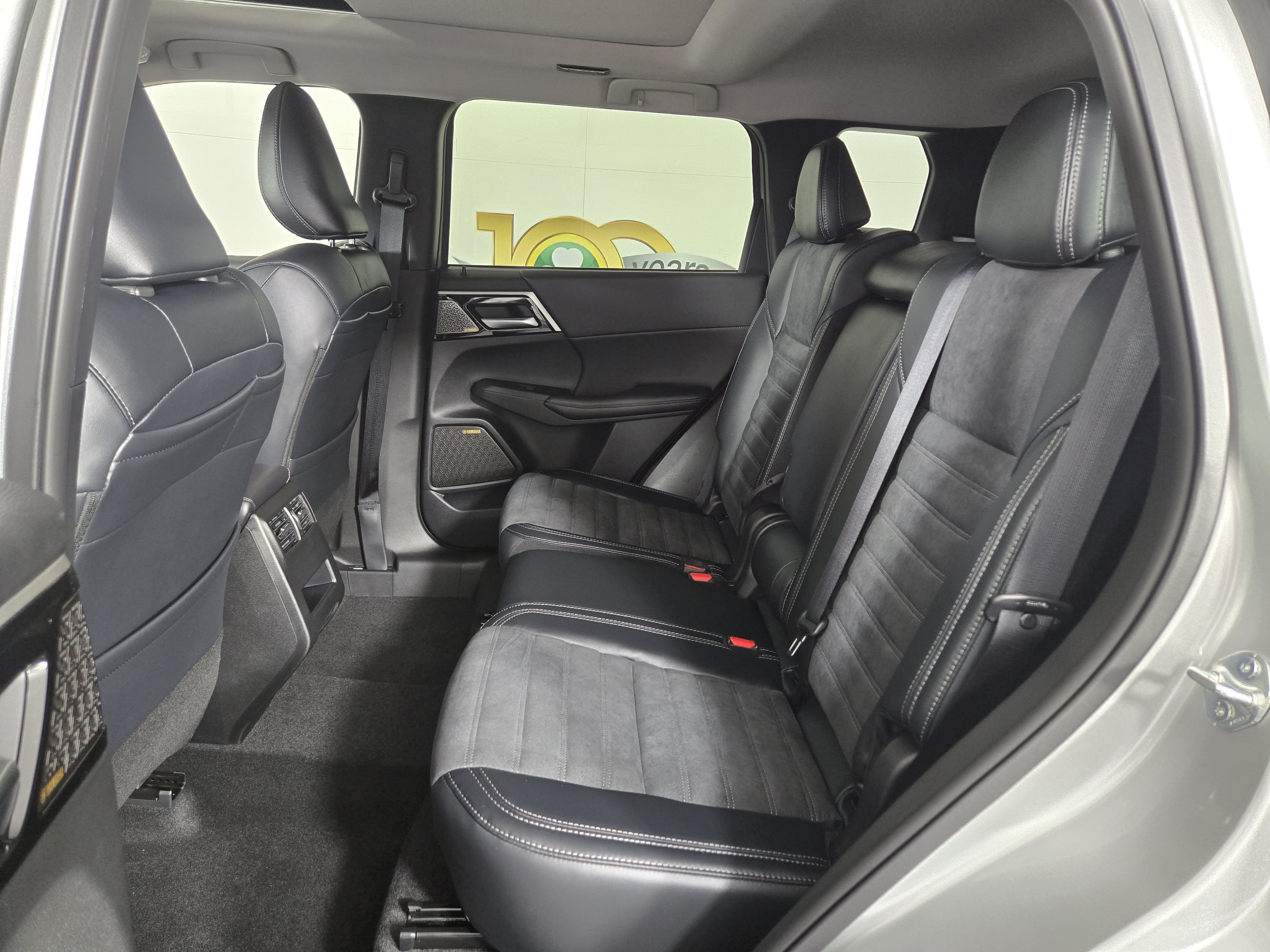 New 2026 Mitsubishi Outlander SE AWD/4WD image 11