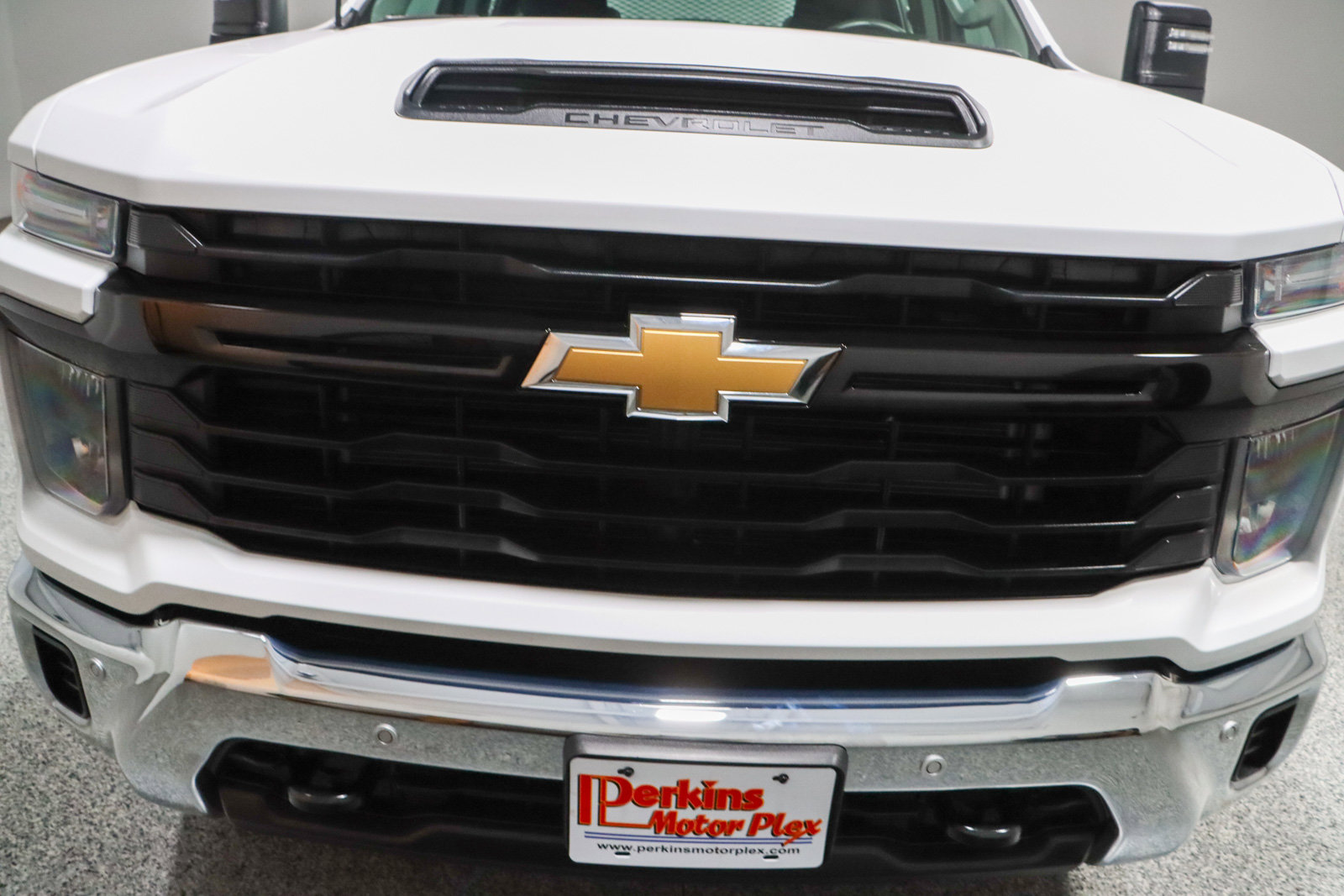 Used 2025 Chevrolet Silverado 2500 W/T w/ WT/CX Safety Package image 4