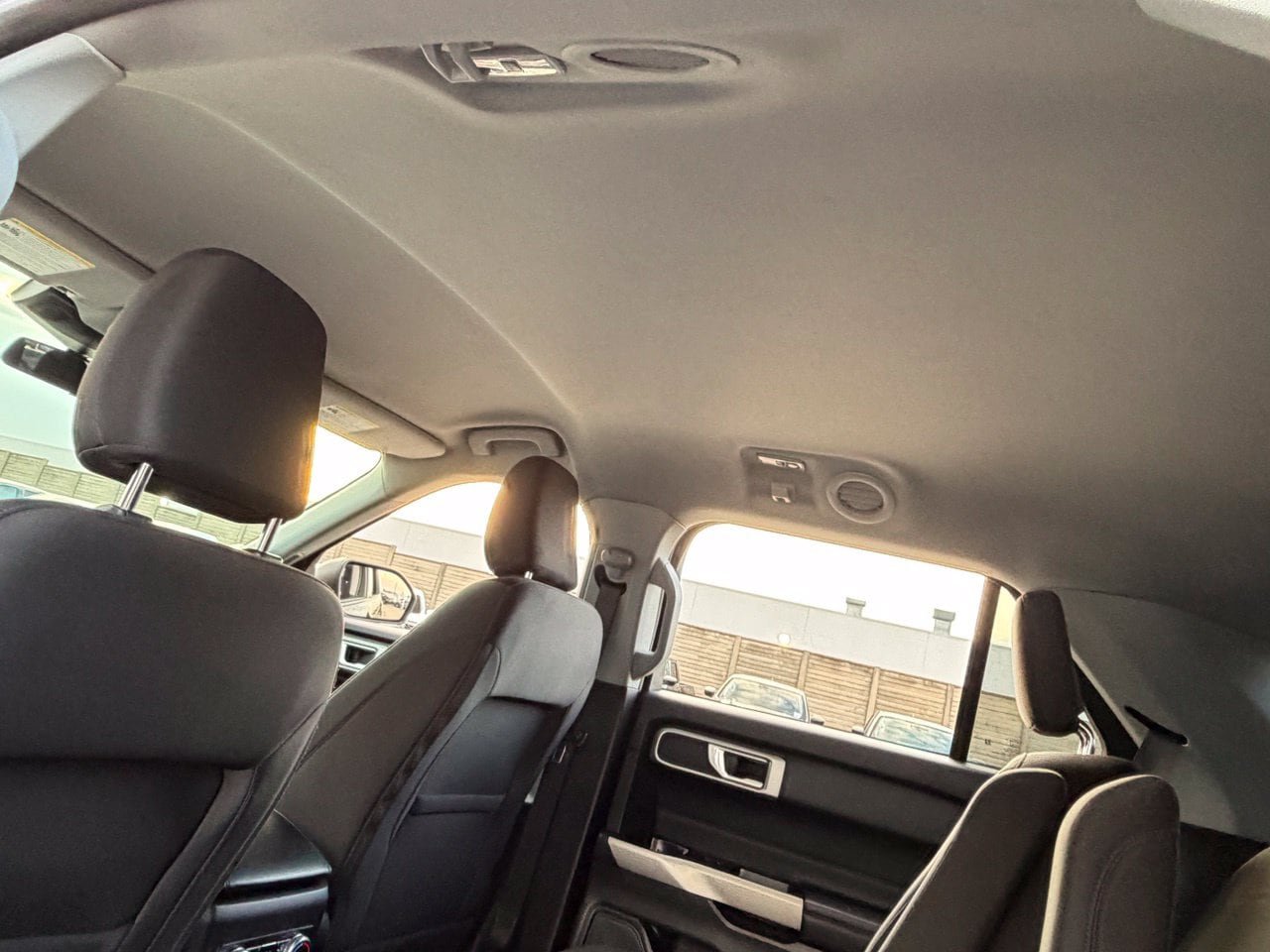 Used 2022 Ford Explorer XLT RWD image 33