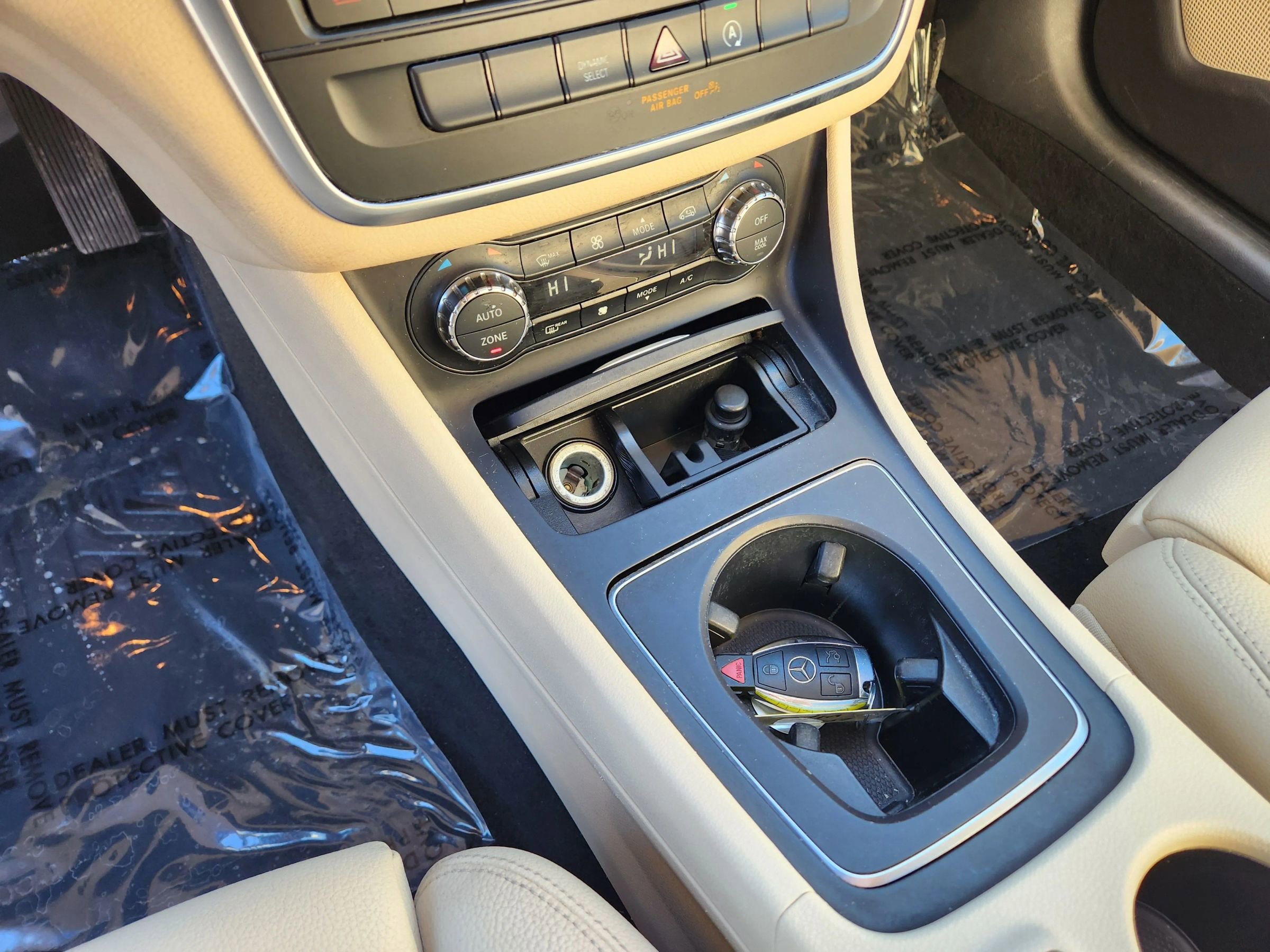 Used 2017 Mercedes-Benz GLA 250 image 26