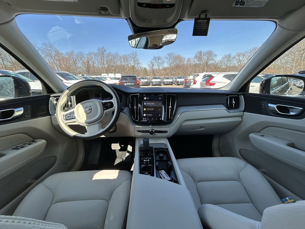 Certified 2025 Volvo XC60 T8 Plus w/ Protection Package Premier image 12