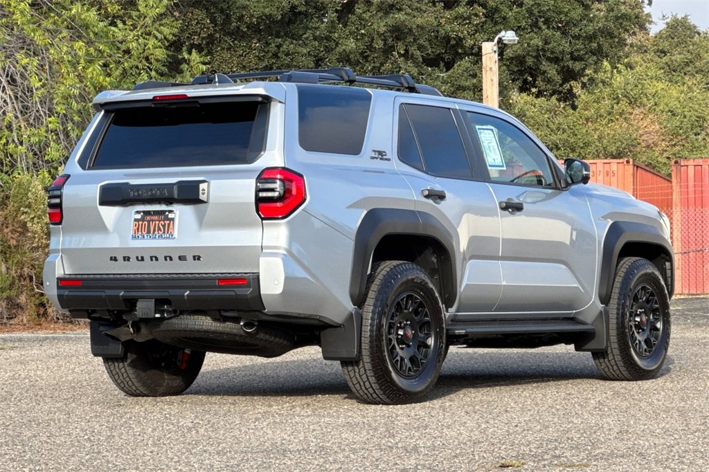 Used 2025 Toyota 4Runner TRD Off-Road Premium image 4